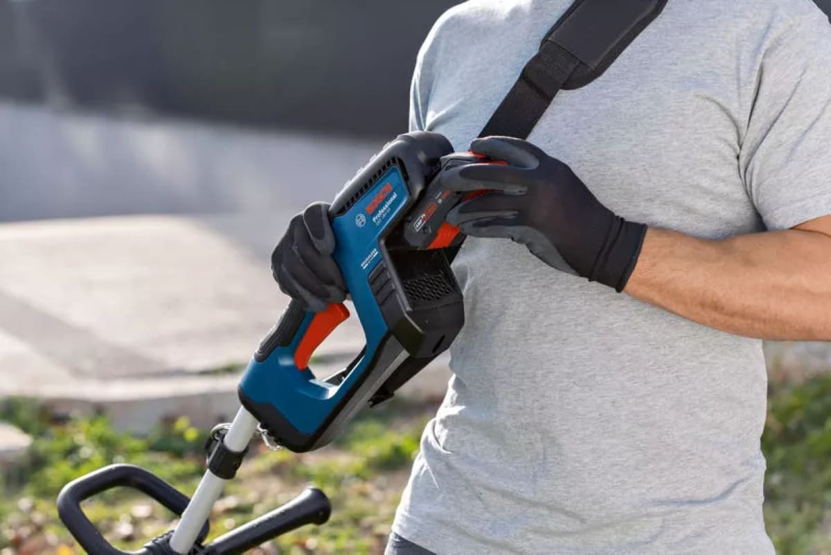Фото 14 Тример BOSCH Professional GRT 18V-33 18V без АКБ та ЗУ (0.600.8D0.000)