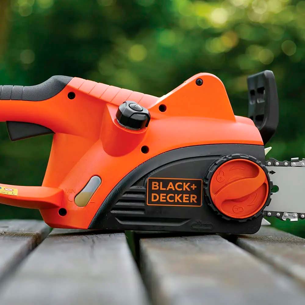 Ланцюгова пилка BLACK+DECKER CS2040 Двигун поперечне (бічний)