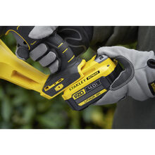Кущоріз STANLEY SFMCHT855M1