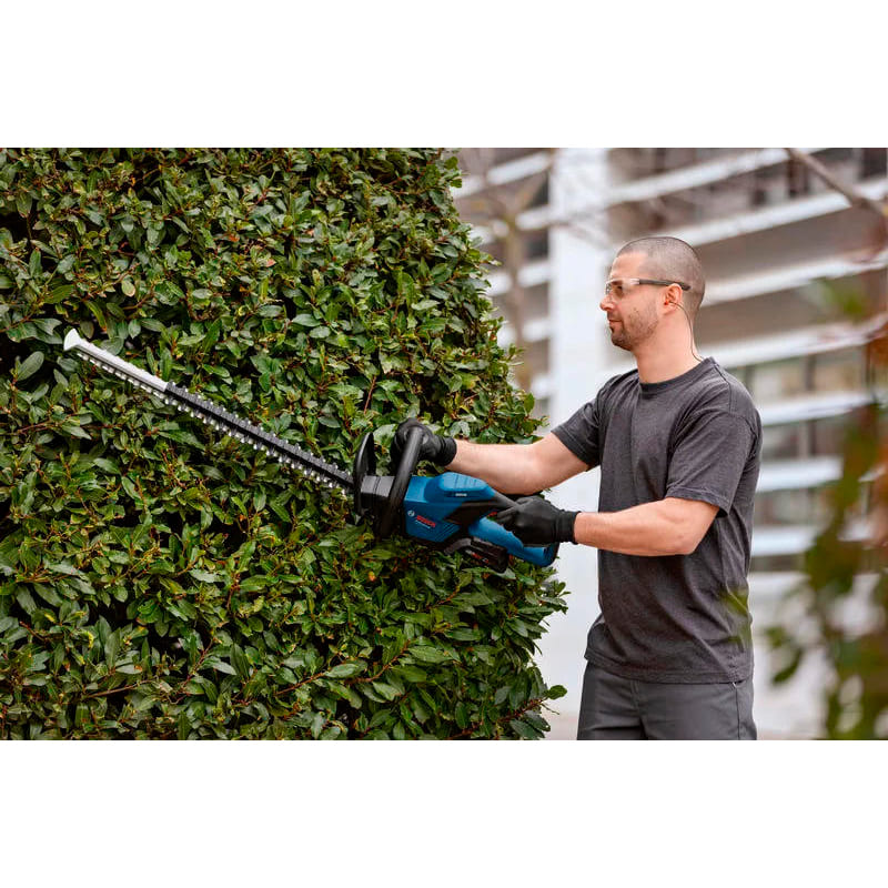 Кусторез BOSCH GHE 18V-60 18В без АКБ и ЗУ (0.600.8C9.000) Тип кусторезы