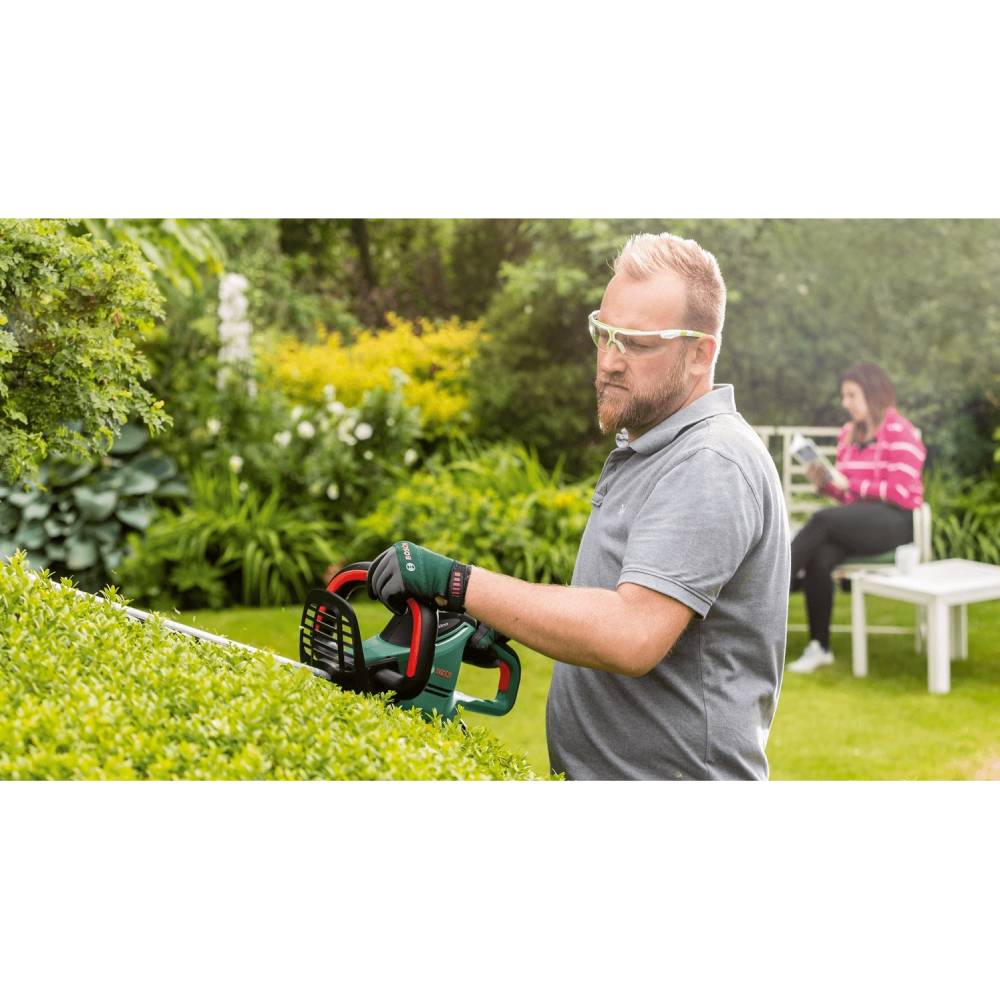 Кусторез BOSCH UniversalHedgeCut 50 (0.600.8C0.501) Тип питания сеть
