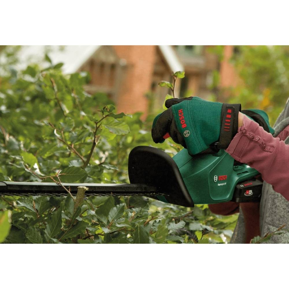 Кусторез BOSCH EasyHedgeCut EasyHedgeCut 18-45 18В АКБ 1х2Ачас (0.600.849.H02) Штанга без штанги