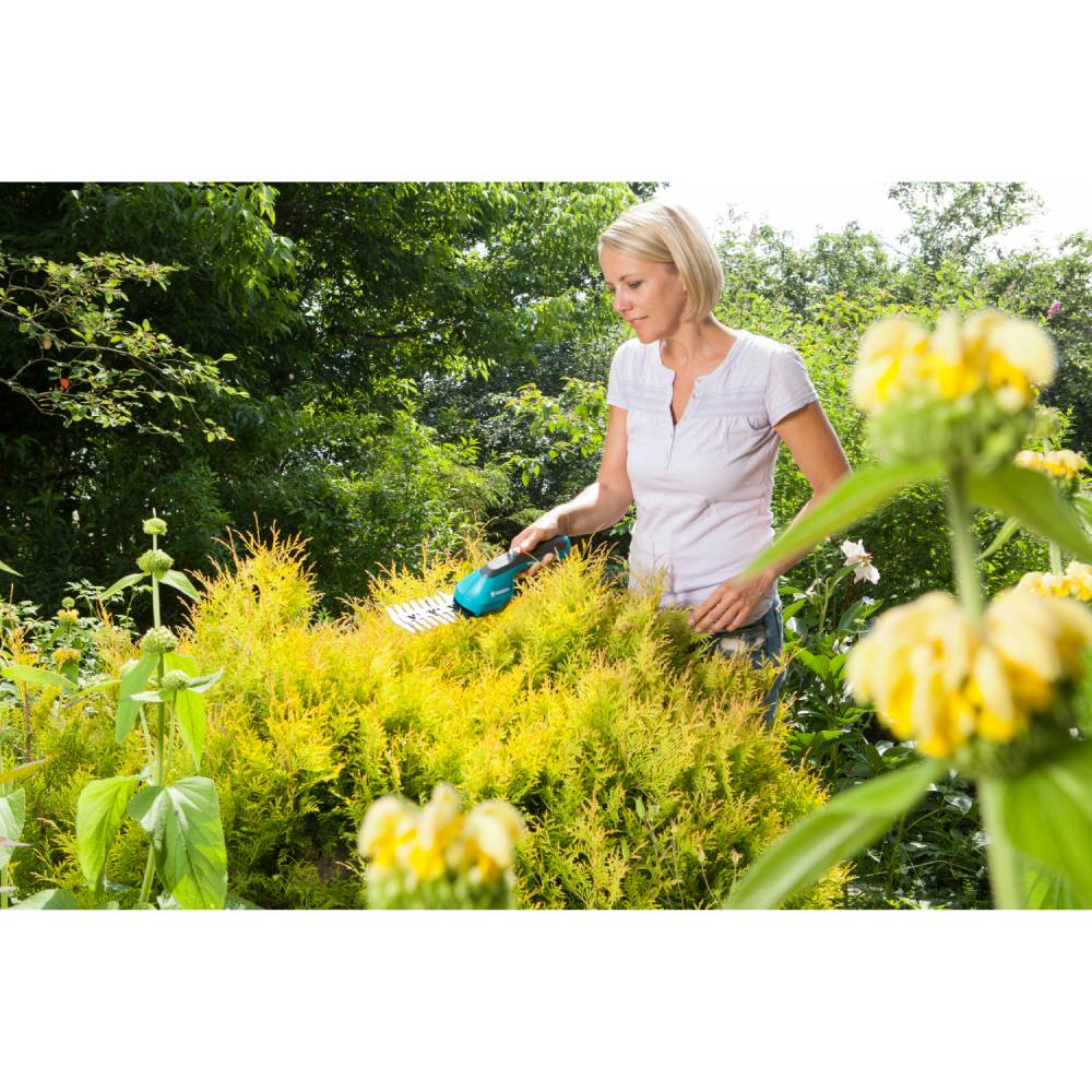 Ножиці GARDENA AccuCut (09883-34.000.00) Тип живлення акумулятор