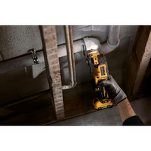 Багатофункціональний інструмент DEWALT DCS353N