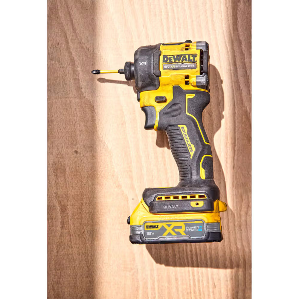 Изображение Шуруповерт DEWALT  XR Li-Ion 18В (DCF870NT) без АКБ и ЗУ