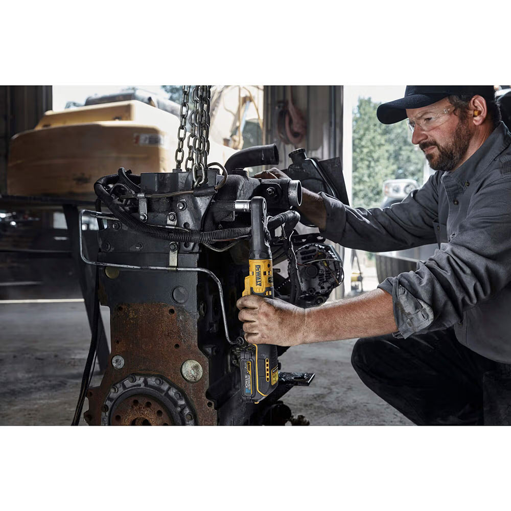 Фото Гайковерт DEWALT DCF510E2G