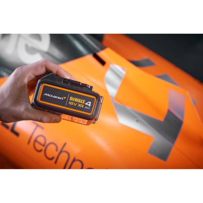 Фото 16 Дрель-шуруповерт DeWALT McLaren F1 TEAM LIMITED EDITION (DCD85MM2T)