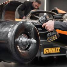 Шуруповерт DEWALT McLaren F1 TEAM LIMITED EDITION (DCF85MM2T)