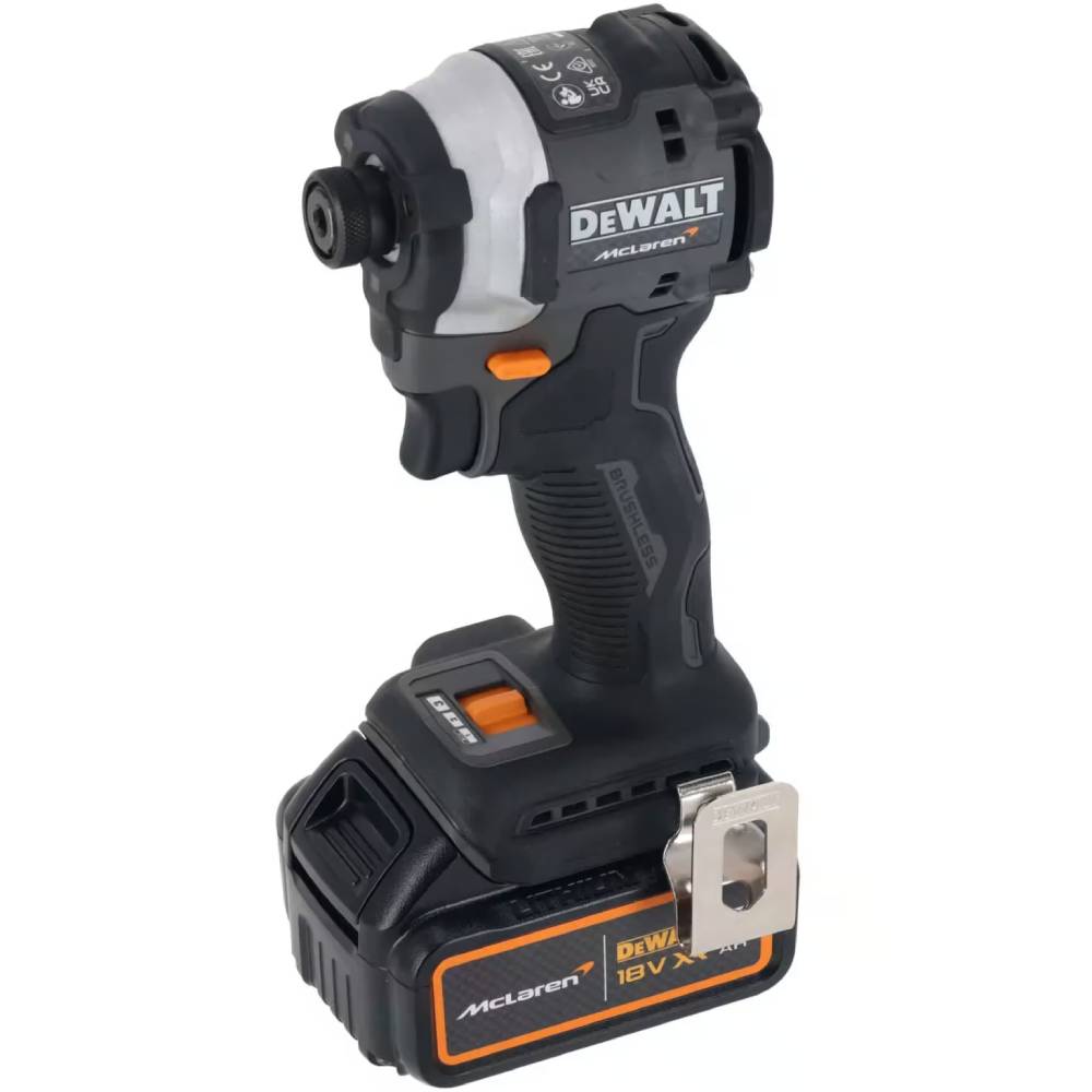 Шуруповерт DEWALT McLaren F1 TEAM LIMITED EDITION (DCF85MP2T) Шуруповерт DEWALT McLaren F1 TEAM LIMITED EDITION (DCF85MP2T)
