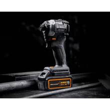 Шуруповерт DEWALT McLaren F1 TEAM LIMITED EDITION (DCF85MP2T)