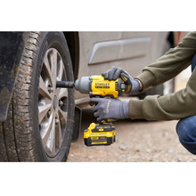 Гайковерт ударный STANLEY FatMax SFMCF940M1