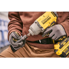 Гайковерт ударный STANLEY FatMax SFMCF940M1