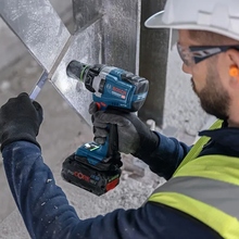 Гайковерт ударний BOSCH Professional GDS 18V-750C без АКБ та ЗУ (0.601.9L9.000)