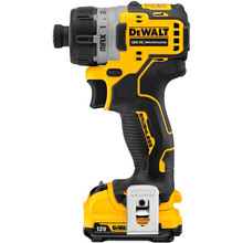 Шуруповерт DEWALT DCF601D2