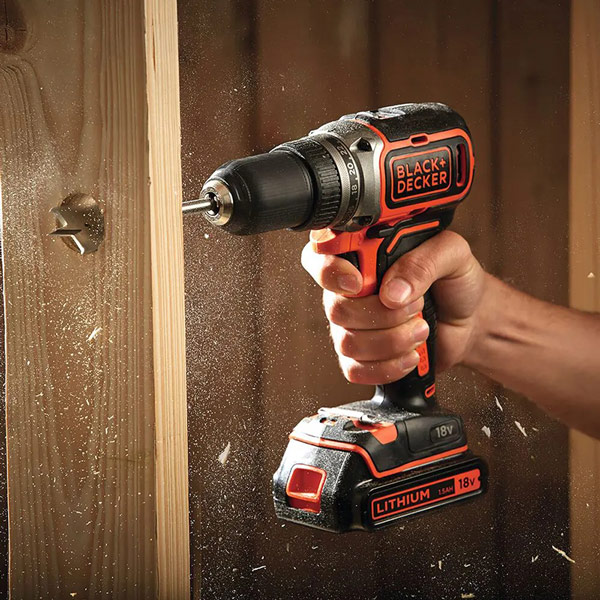 Зовнішній вигляд Дриль-шуруповерт BLACK & DECKER BL186N