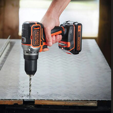 Дриль-шуруповерт BLACK & DECKER BL186N