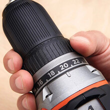 Дриль-шуруповерт BLACK & DECKER BL186N