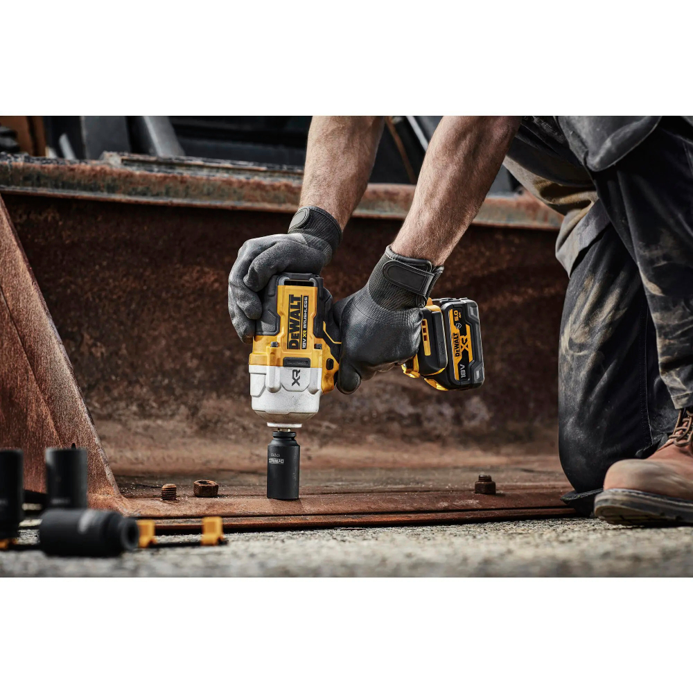 Гайковерт ударний DEWALT DCF961N Тип акумулятора Li-Ion