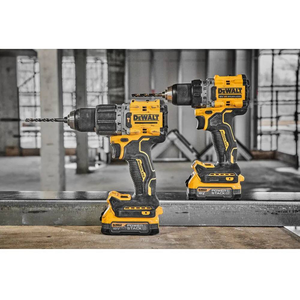 Зовнішній вигляд Дриль-шуруповерт DEWALT DCD800NT