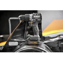 Дриль-шуруповерт DEWALT McLaren F1 TEAM LIMITED EDITION (DCD85ME2GT)