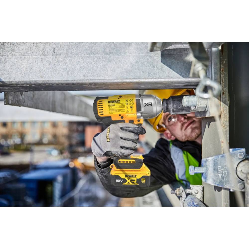 Фото Гайковерт ударний DEWALT DCF900N