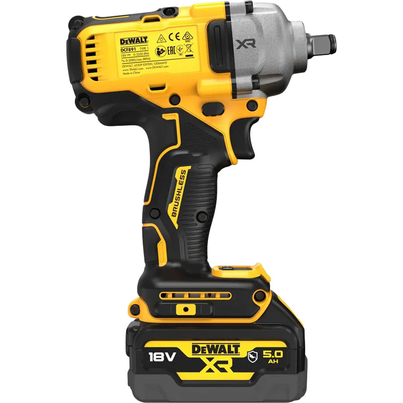 Гайковерт ударний DEWALT DCF891P2G Аксесуари в комплекті зарядний пристрій