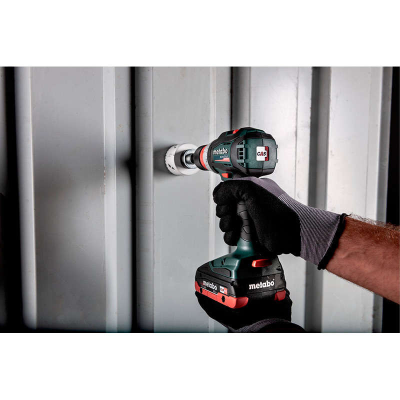 Дрель-шуруповерт METABO BS 18 LT BL Q (602334800) Аксессуары в комплекте зарядное устройство