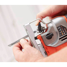 Електролобзик BLACK&DECKER BES610K