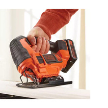 Електролобзик акумуляторний Black + Decker BDCJS18N