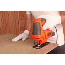 Електролобзик BLACK N DECKER BES603