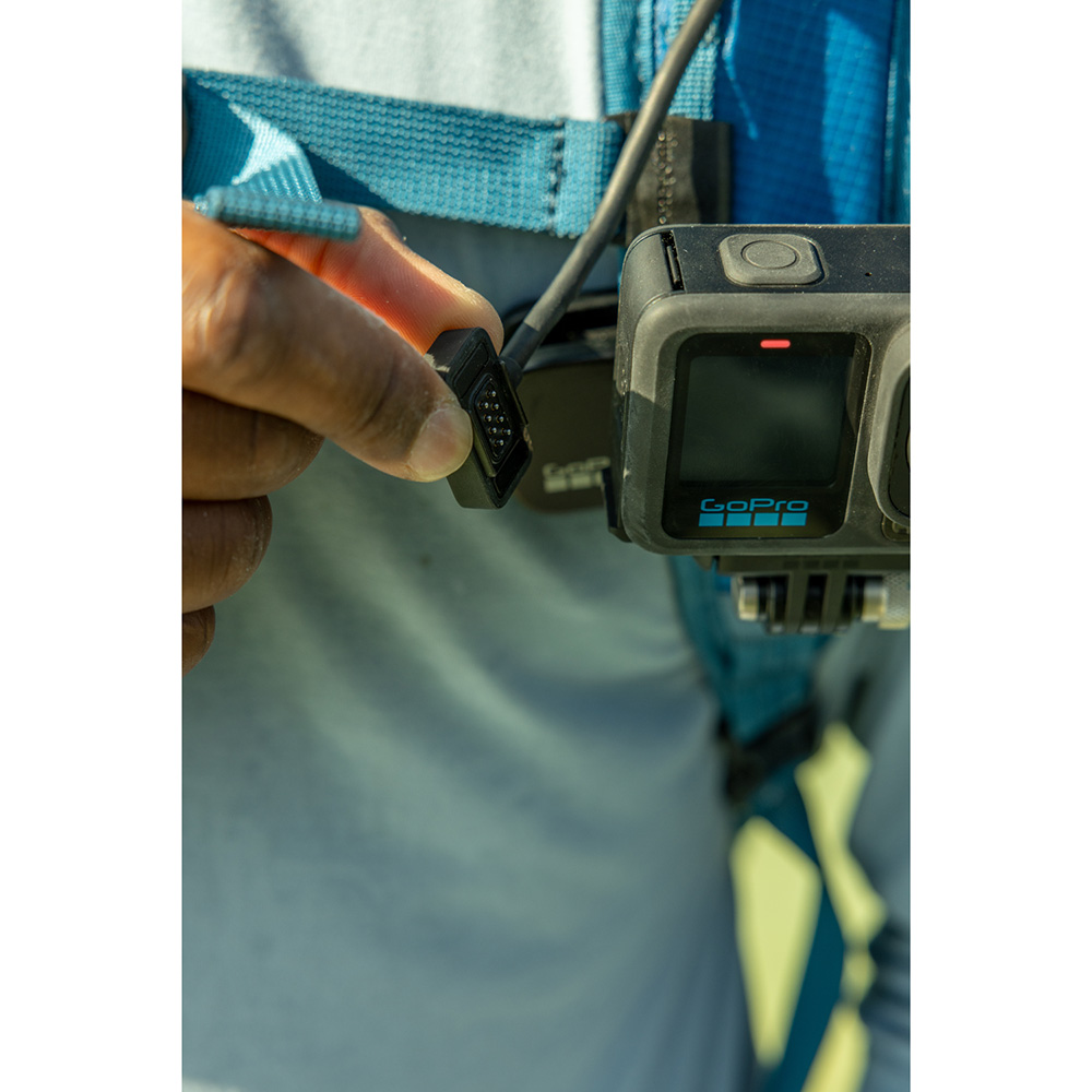 Внешний вид Крышка боковая GOPRO Magnetic Door and Power Cable Kit (ADCON-001)