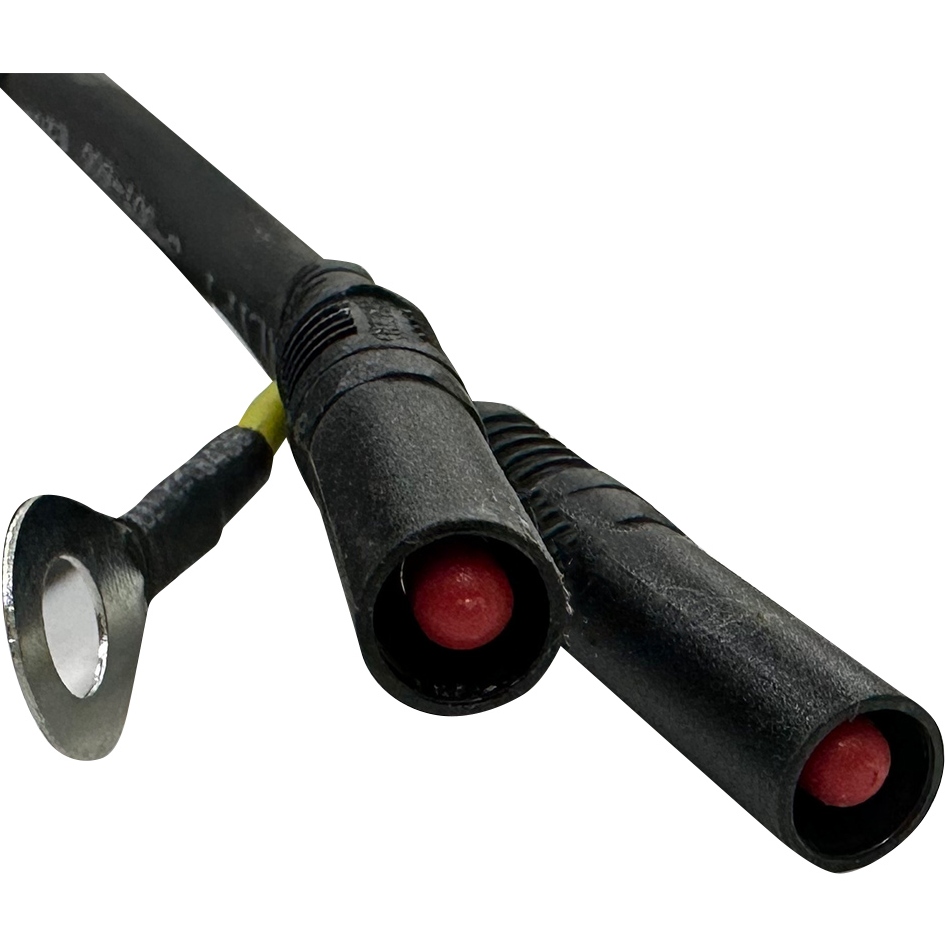 Кабель для паралельного підключення VITALS (213524) Додатково Напруга: 230 В; Матеріал: мідь; Перетин кабелю: 3х2.5 мм2; Довжина: 0,95 м; Сумісність: генератори інверторні Vitals Master IG 1.8/2.0/2.8/3.5 bs, 3.5 bset, 4.2 gset