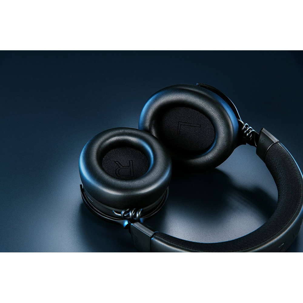 Зовнішній вигляд Гарнітура RAZER Kraken V4 PRO Wireless Black (RZ04-05160100-R3M1)