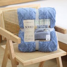 Комплект SOHO покрывало 200х220 см + 2 наволочки 50х70 см Romance Blue Комплект SOHO покрывало 200х220 см + 2 наволочки 50х70 см Romance Blue