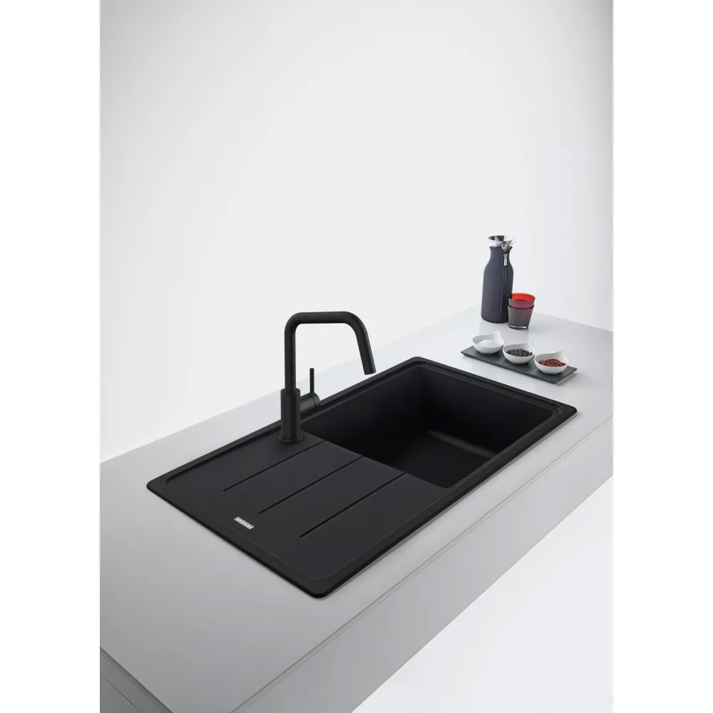 Внешний вид Смеситель FRANKE Lina U Pull Down Black matte (115.0728.477)