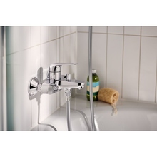 Змішувач для ванної кімнати GROHE Swift (24335001)