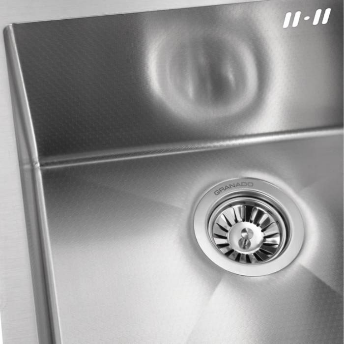 Мойка GRANADO Galera S304 Honeycomb (GS02304H) Фактура нержавеющей стали рифленая (декор)