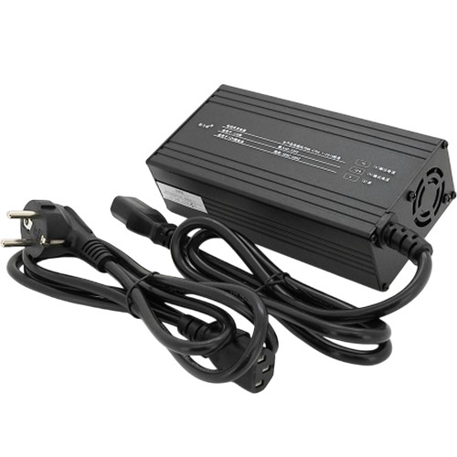 Зарядное устройство MAILICHENG для аккумуляторов Li-ion 12V 3S 10A Black (YT-ML126100) Напряжение 12.6