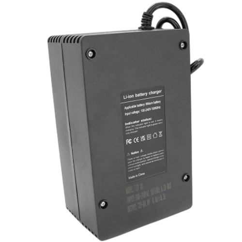 Зарядное устройство VOLTRONIC для Li-ion 72V 8 A (YT-SL750-84008P) Напряжение, В 72