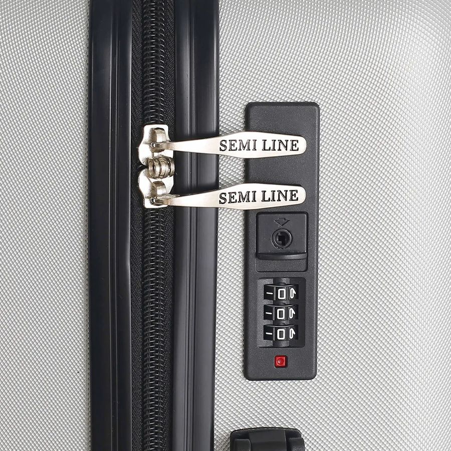 Валіза SEMI LINE 24" M Light Grey (T5762-3) Особливості ремені для фіксації