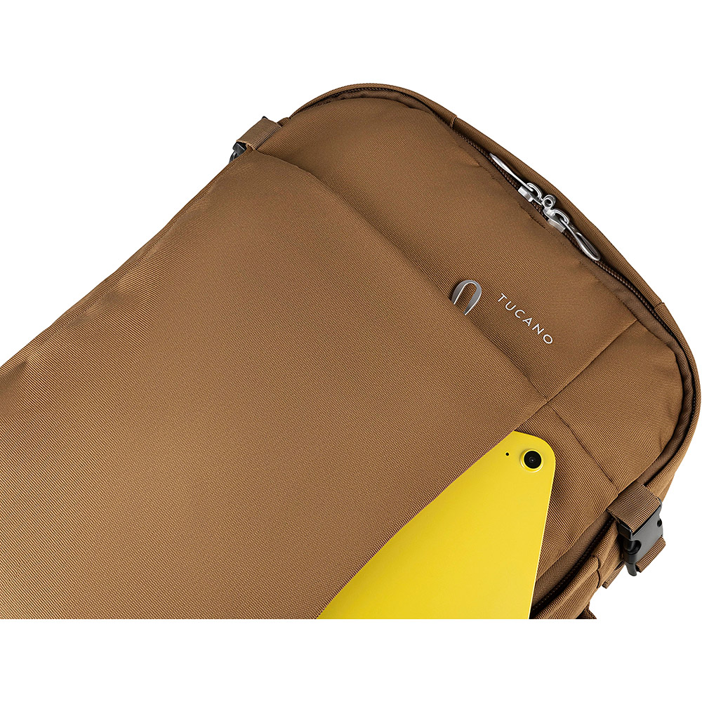 Фото Сумка-рюкзак TUCANO TUGO' M CABIN 15.6" Brown (BKTUG-M-MC)