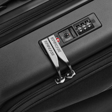 Чемодан RIVACASE Clark 8180 Black (8180 (Black))
