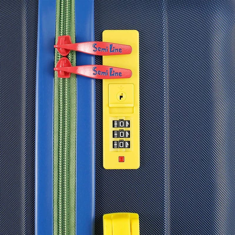 Валіза SEMI LINE 28" L Blue (T5807-3) Додатково Повноповоротні колеса; Ручки з м'якою підкладкою гелю; Має текстильну перегородку на блискавці; Внутрішня підкладка на блискавці