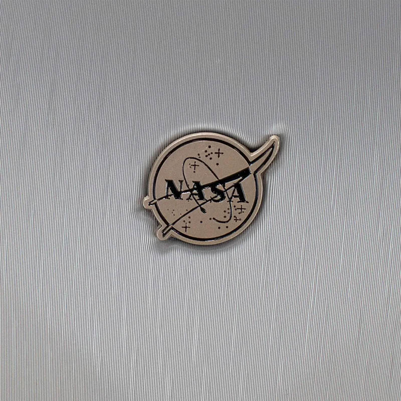 Валіза SEMI LINE 20" (S) NASA Silver (T5797-1) Фото Валіза SEMI LINE 20" (S) NASA Silver (T5797-1)