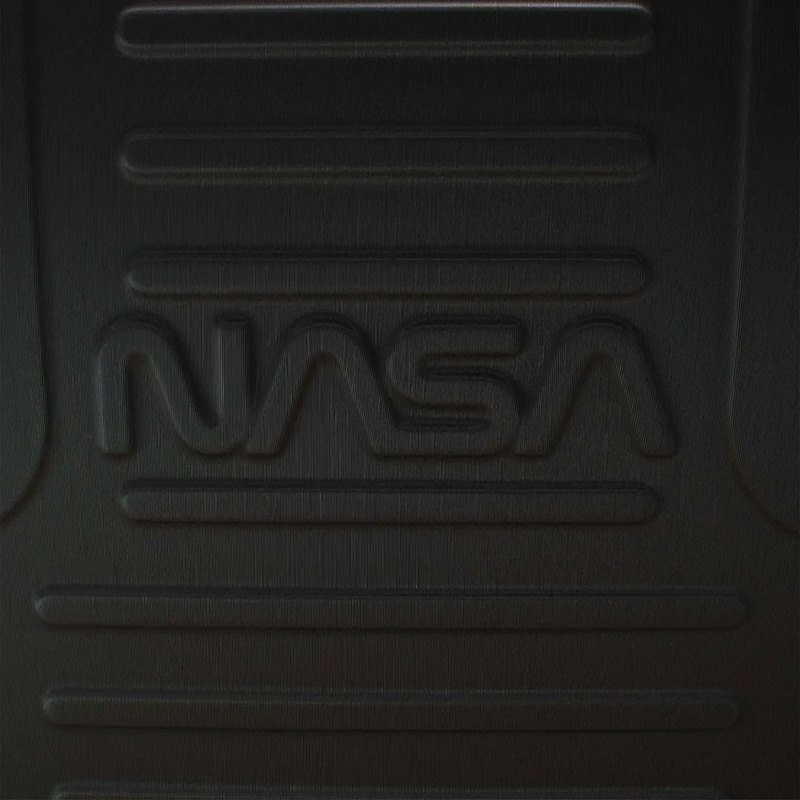 Валіза SEMI LINE 24" (M) NASA Black (T5800-2) Фото Валіза SEMI LINE 24" (M) NASA Black (T5800-2)