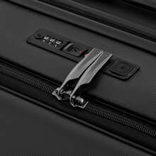 Набір валіз WENGER Skyon Hardside S+L Black (653569)