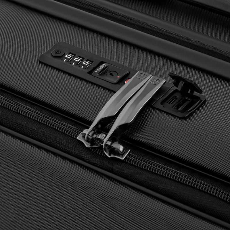 Фото 27 Набір валіз WENGER Skyon Hardside S+L Black (653569)
