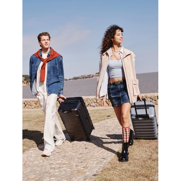 В інтернет магазині Валіза NINETYGO Xiaomi Cyber Trunk Luggage 30" Blue (6941413244718)