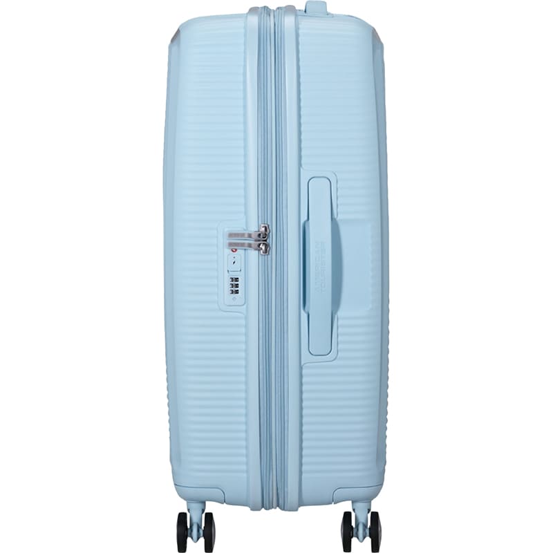 Внешний вид Чемодан дорожный AMERICAN TOURISTER Soundbox M Pastel Blue (32G*22002)