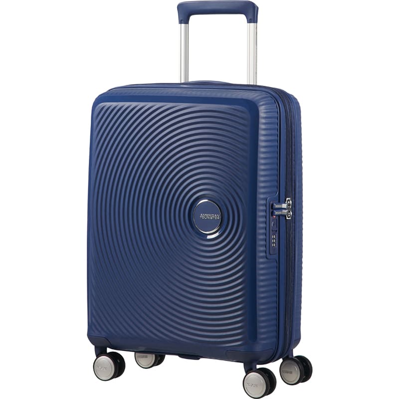 Чемодан дорожный AMERICAN TOURISTER Soundbox S Blue (32G*41001) Дополнительно Выдвижная телескопическая ручка имеет три уровня длины и фиксируется кнопкой; Бесшумные полиуретановые колеса с плавным ходом вращаются на 360 градусов
